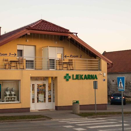Rooms & Apartment Perak Kutjevo Zewnętrze zdjęcie